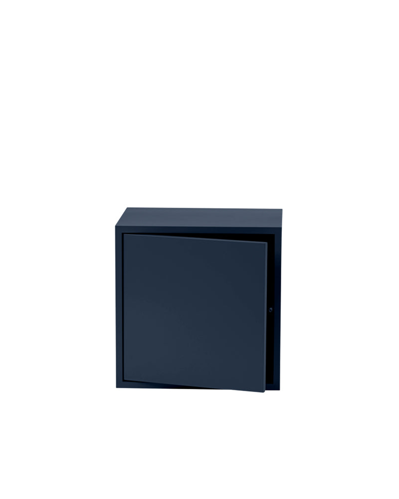 Stacked - Estantería azul con puerta - Mediana