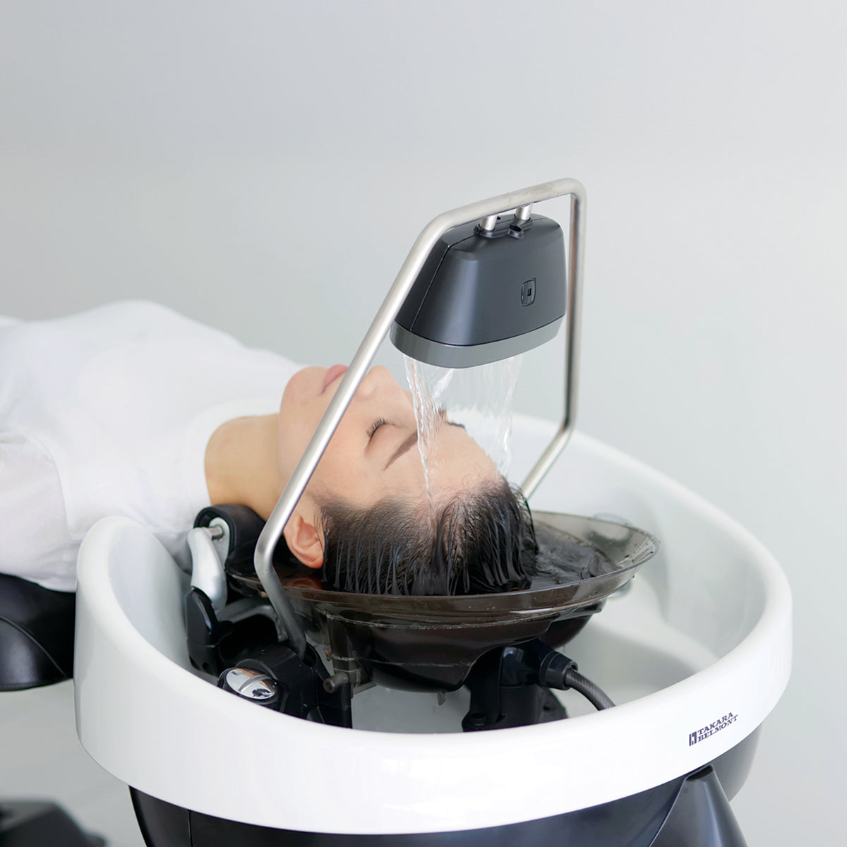 Equipo certificado para Head Spa