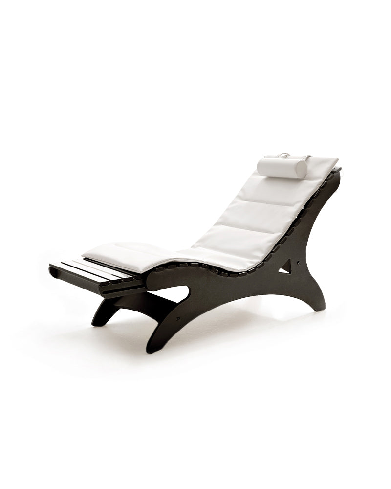 Sayuri - Silla Wellness negra - Madera wengué