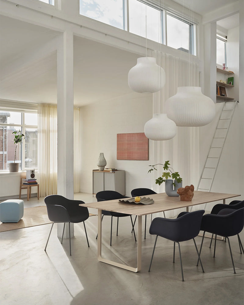 70/70 Grande - Linóleo gris - Estructura arena