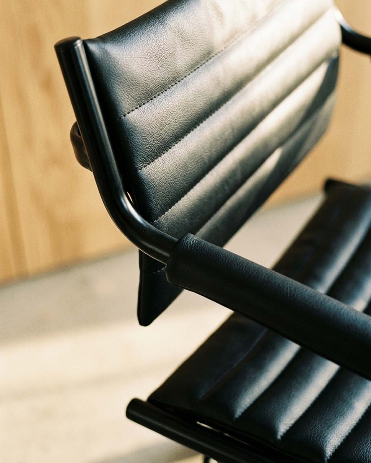 Greiner 59 - sillón de peluquería negro con base estrella negra