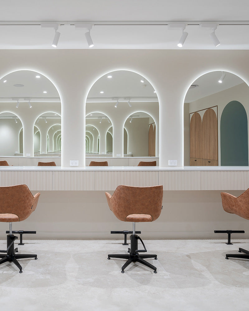 Arch LED II - Espejo de pared con luz integrada